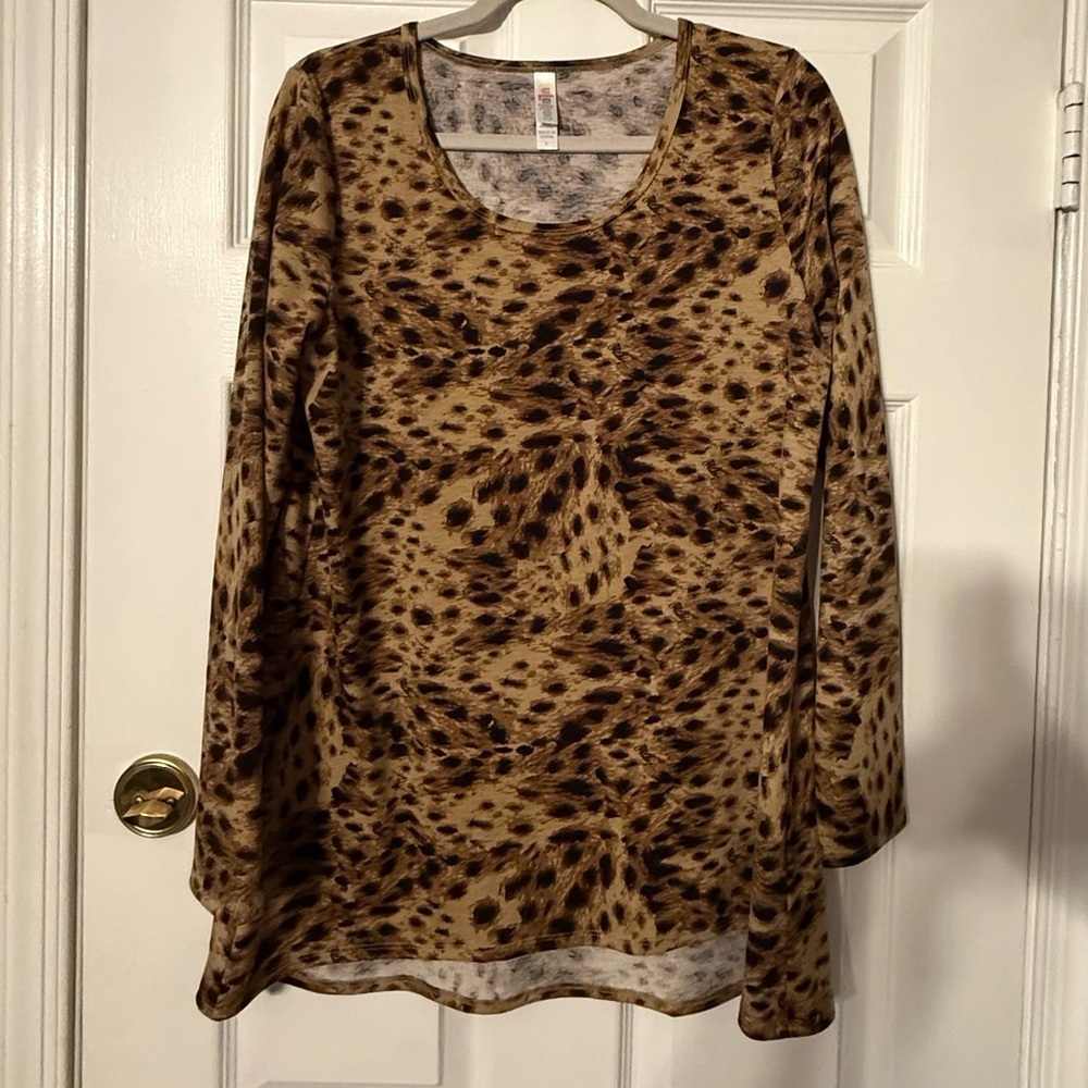 LuLaRoe Brown Spotted Long Sleeve Scoop Neck Top